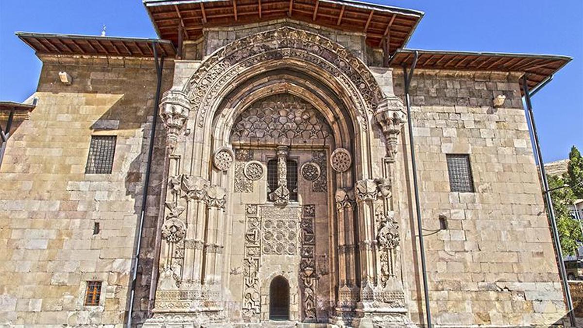 Divriği Ulu Camii ve Darüşşifası