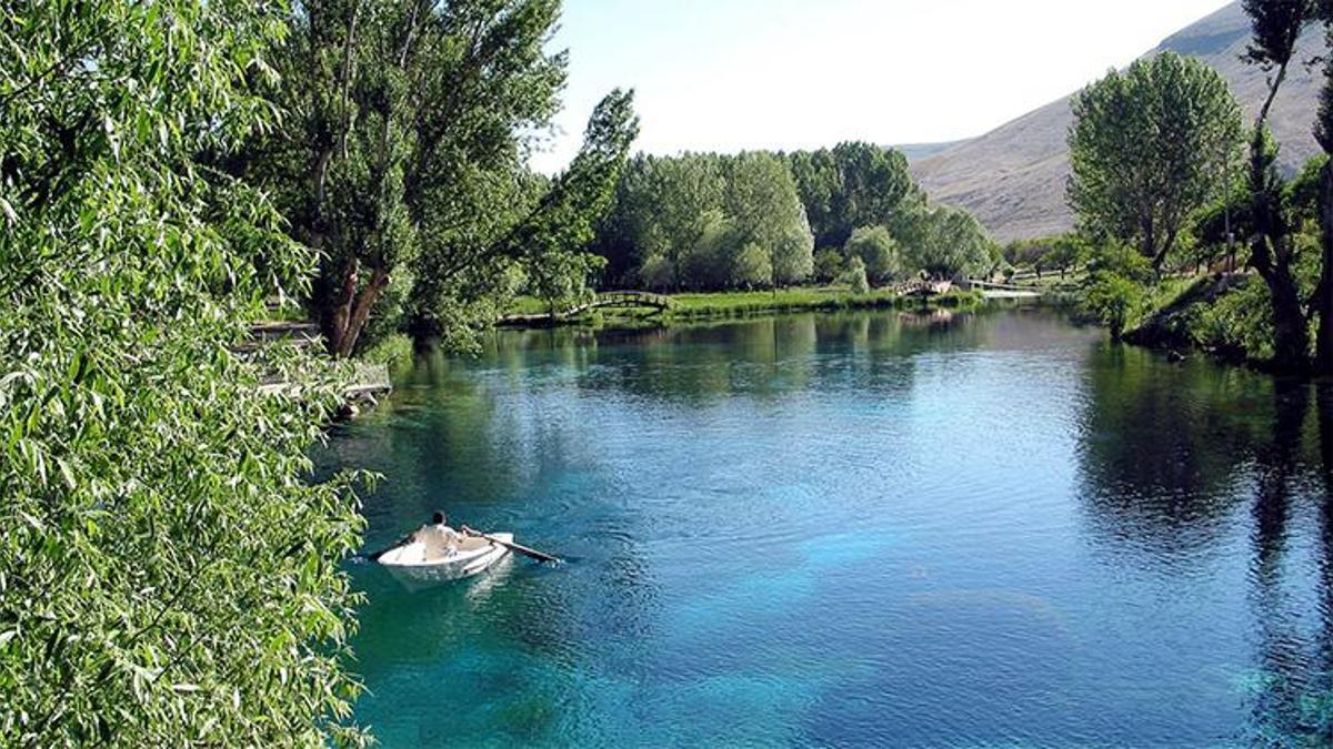 Gürün Gökpınar Gölü