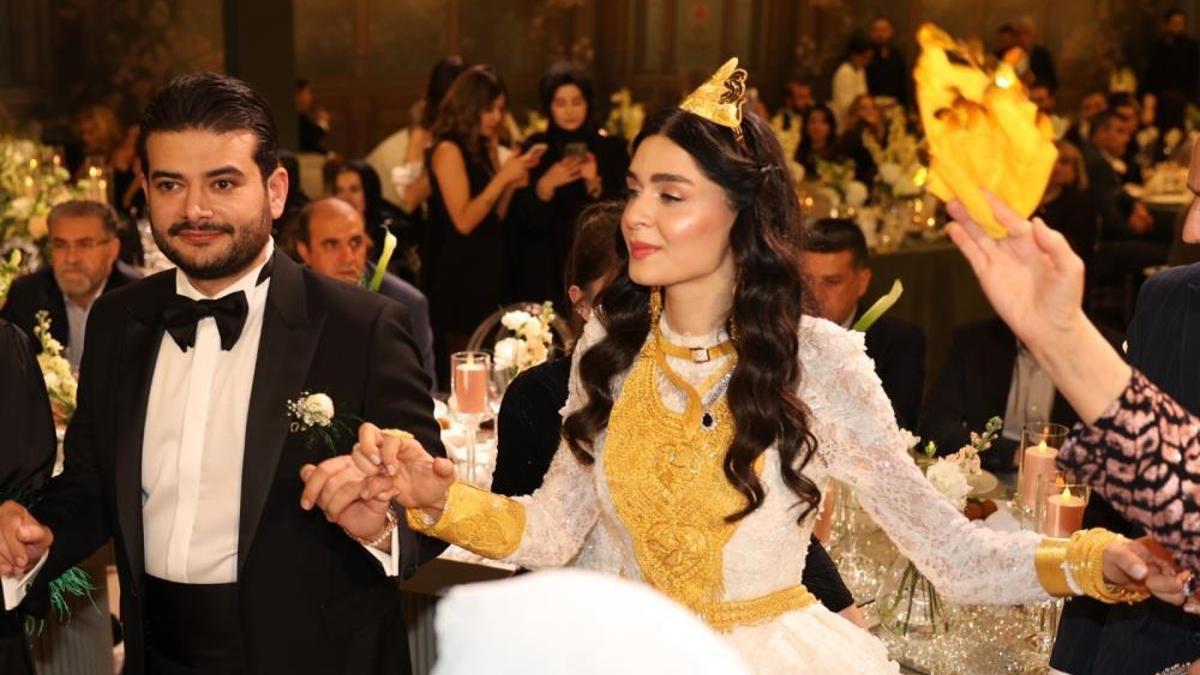 Ankara’da aşiret düğünü! Gelinin üstündekilerin değerini hesaplayanların dudağı uçukluyor