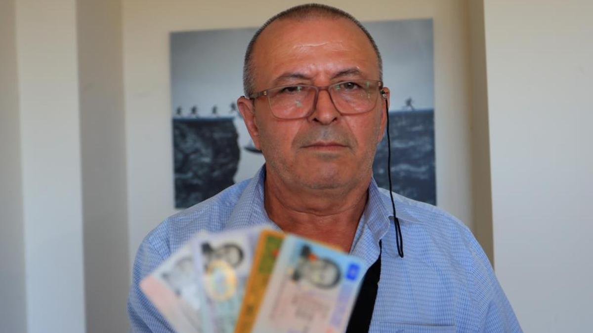 Beş farklı isimle geçen 60 yıl! Antalyalı adam, kendini bulmak için varını yokunu verdi