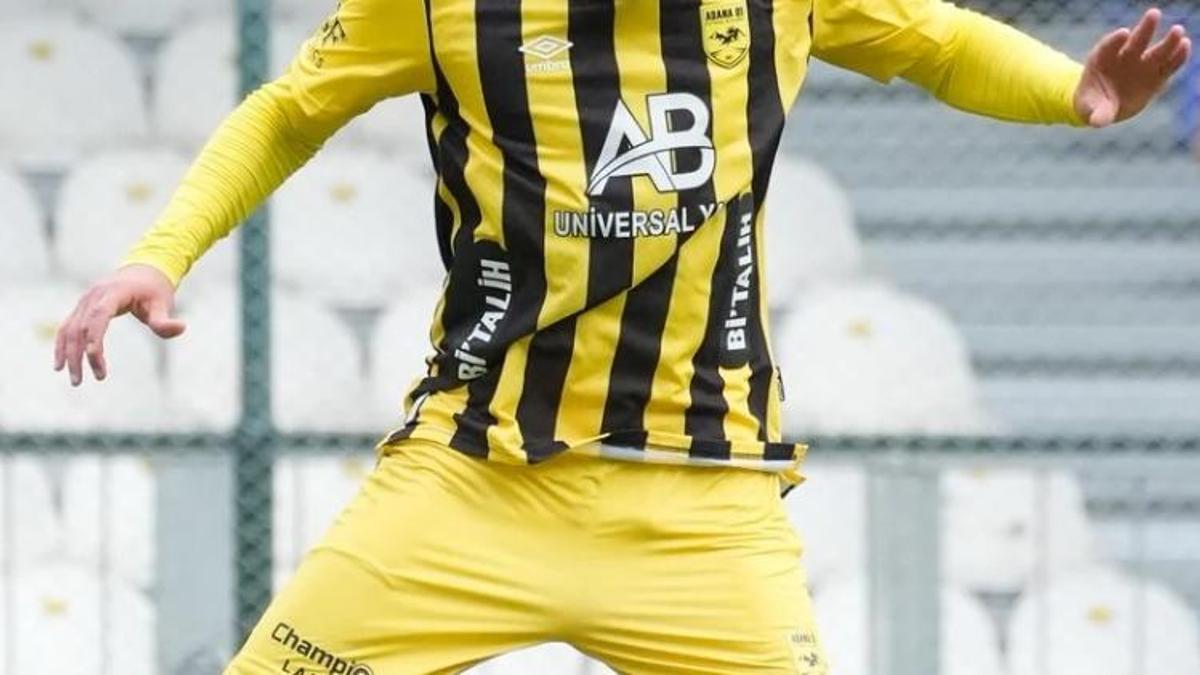 Adana 01 FK ilk transferini yaptı! Genç golcü imzayı attı