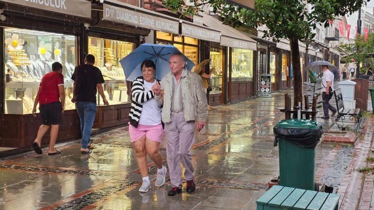 Hava sıcaklıkları 5 ila 8 derece azalacak! Bu illerde yaşayanlar dikkat