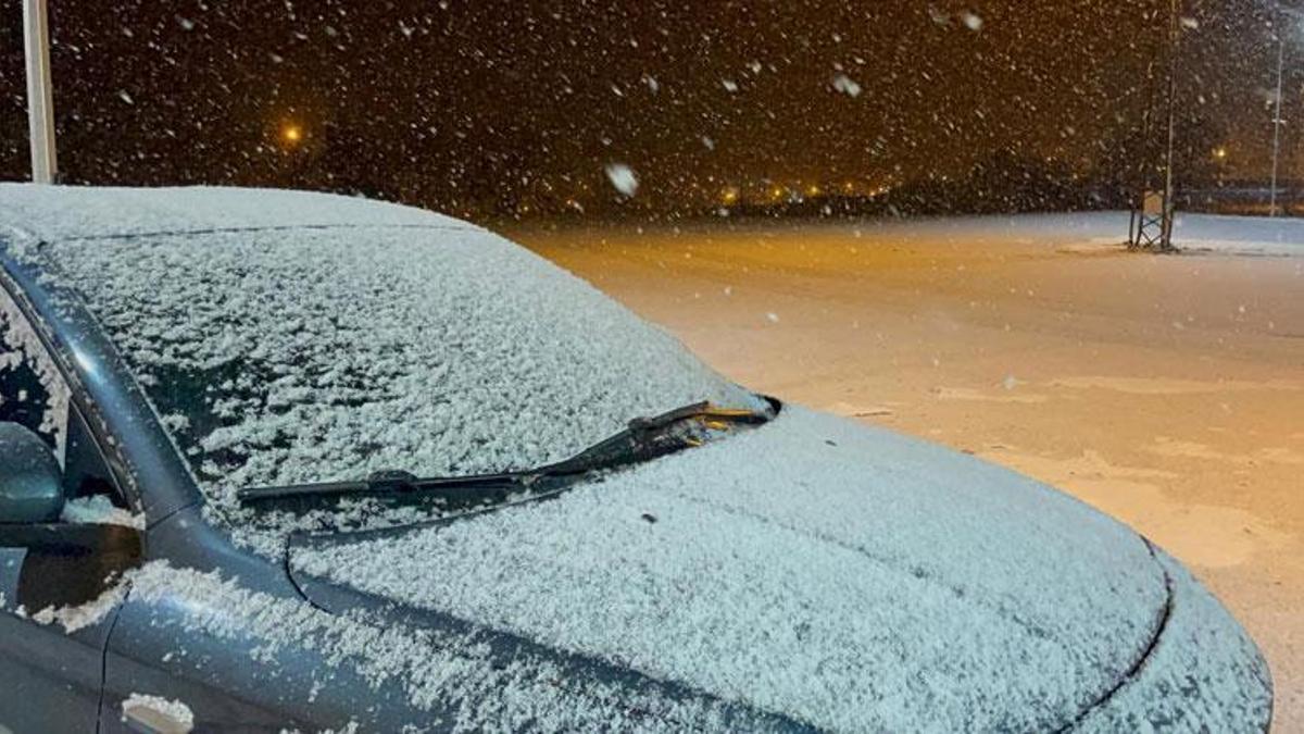 Ardahan'ın yükseklerinde kar etkili oluyor