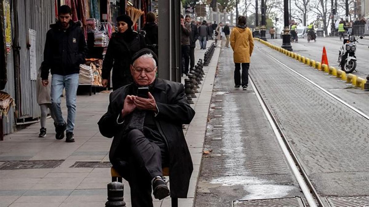 Emeklilere yeni yıl öncesi destek ödemesi! Bir kentte başladı, hesaplara yatırıldı