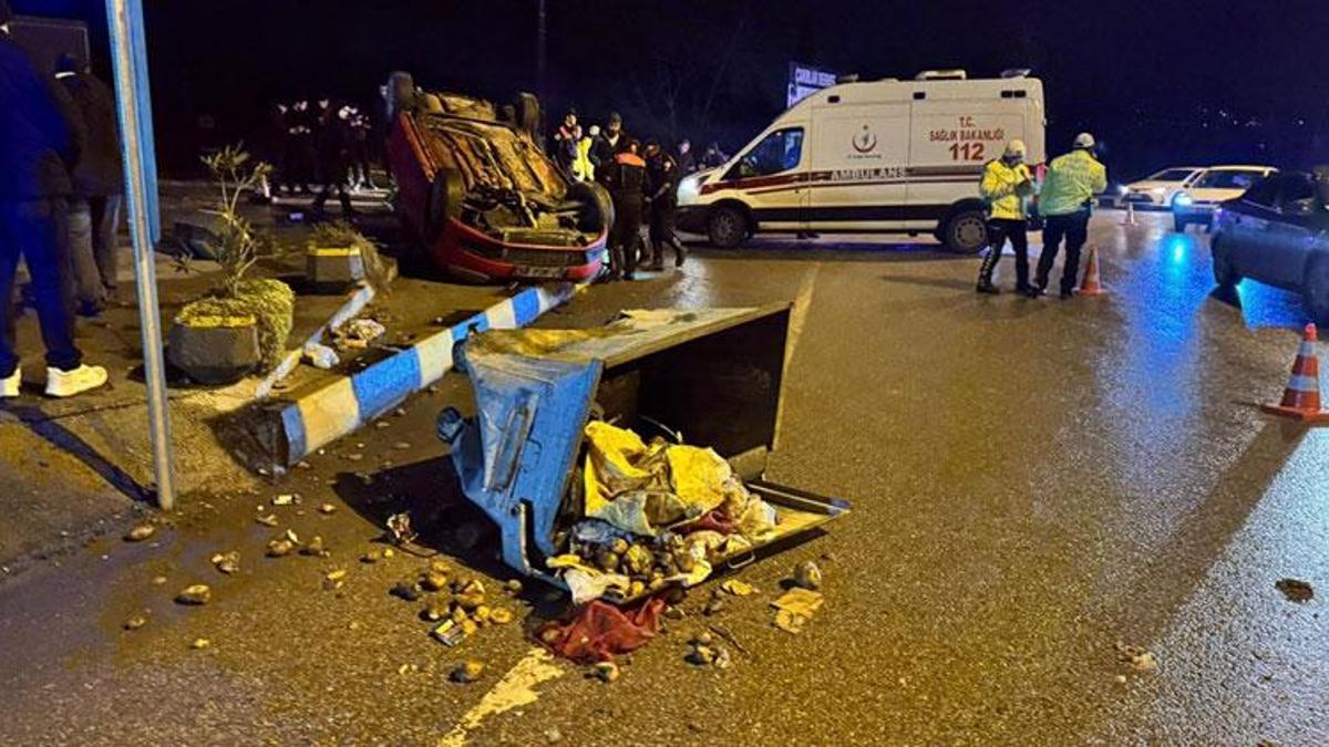 Bartın'da polisten kaçan otomobilin sürücüsü, refüje çarptı; 3 yaralı