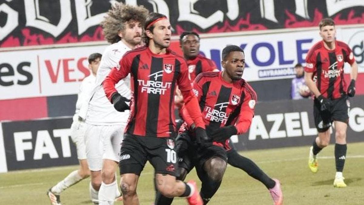 Vanspor FK evinde Hatayspor’u farklı mağlup etti