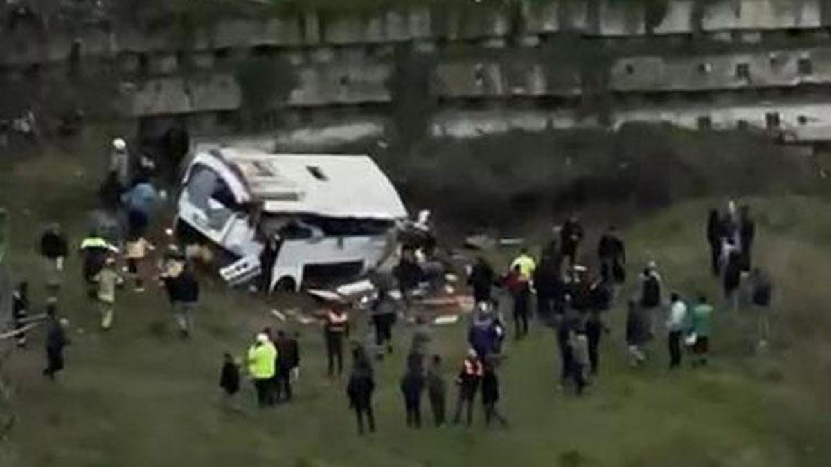 İstanbul Esenyurt'ta işçi servisi şarampole yuvarlandı; 4 ölü 3'ü ağır 7 yaralı
