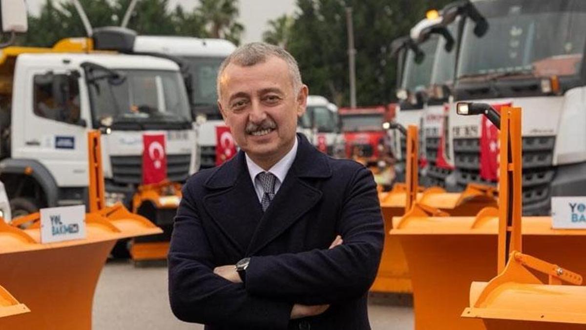 Kocaeli'de 3 haftada 10 tramvay, 68 otobüs ve 42 iş makinesi hizmete alındı