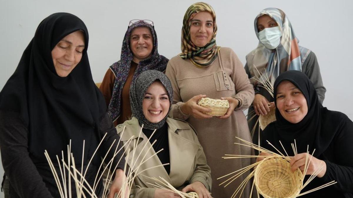 Bu merkezde umut tasarlanıyor! Erzincan'da başladı, kadınlar akın ediyor