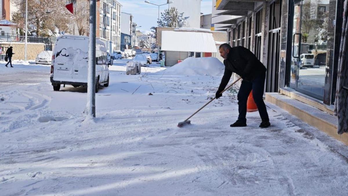 Bitlis'te okullar tatil mi? Yarın okul var mı? 29 Aralık 2025 Pazartesi Bitlis'te okullar tatil edildi mi? Açıklama geldi