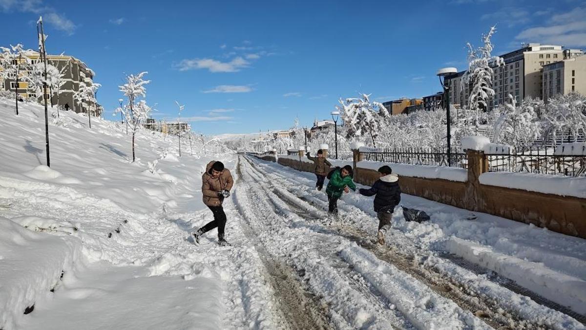 Muş'ta okullar tatil mi? Yarın okul var mı? 29 Aralık 2025 Pazartesi Muş'ta okullar tatil edildi mi? Açıklama geldi