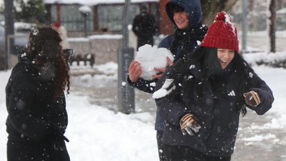 Bitlis'te okullar tatil mi? Yarın okul var mı? 30 …