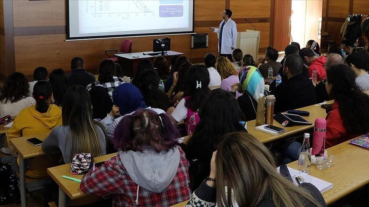 Malatya'da yılbaşında okullar tatil mi? Yılbaşı günü 1 Ocak ve 31 Aralık’ta Malatya'da okullar kapalı mı, ders var mı? (Valilik Açıklaması)