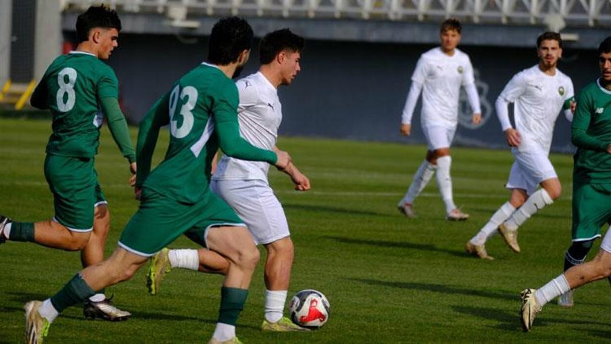 Bursaspor’dan gollü prova! Yeni transferler oynadı mı?