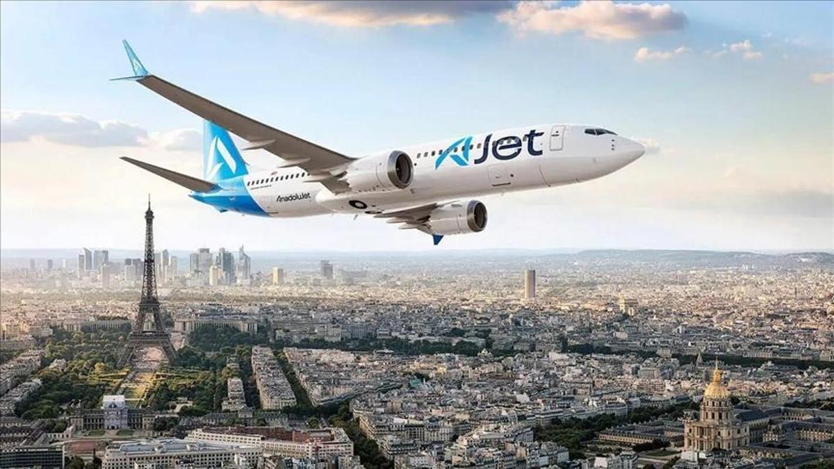 AJet olumsuz hava koşulları nedeniyle 42 seferini iptal etti
