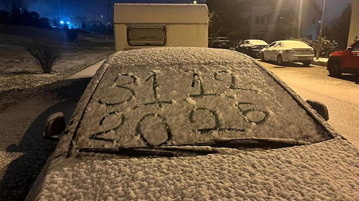 Ankara'da bugün okullar tatil mi? Ankara Valiliğinden kar tatili açıklaması geldi mi? Ankara kar yağışı son durum