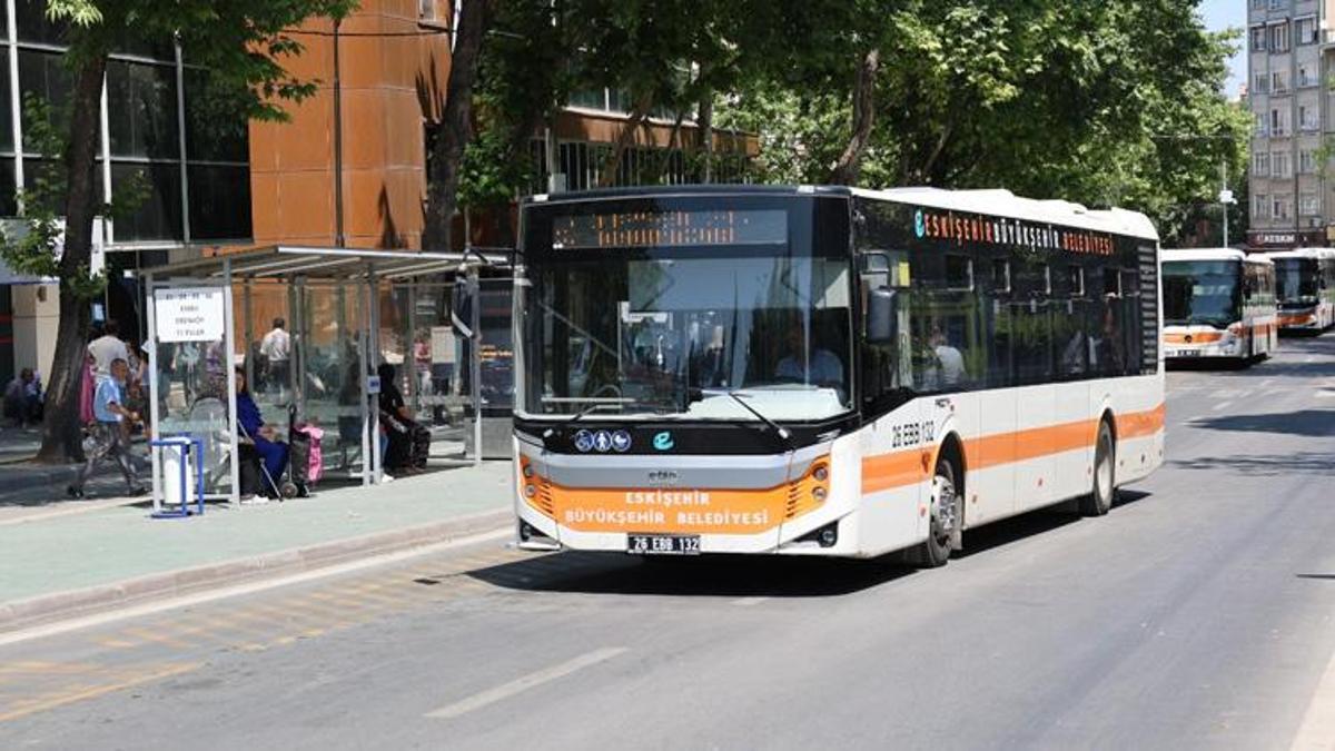 Eskişehir toplu taşıma yılbaşında ücretsiz mi? Eskişehir'de 1 Ocak’ta otobüs ve tramvay ücretsiz mi?