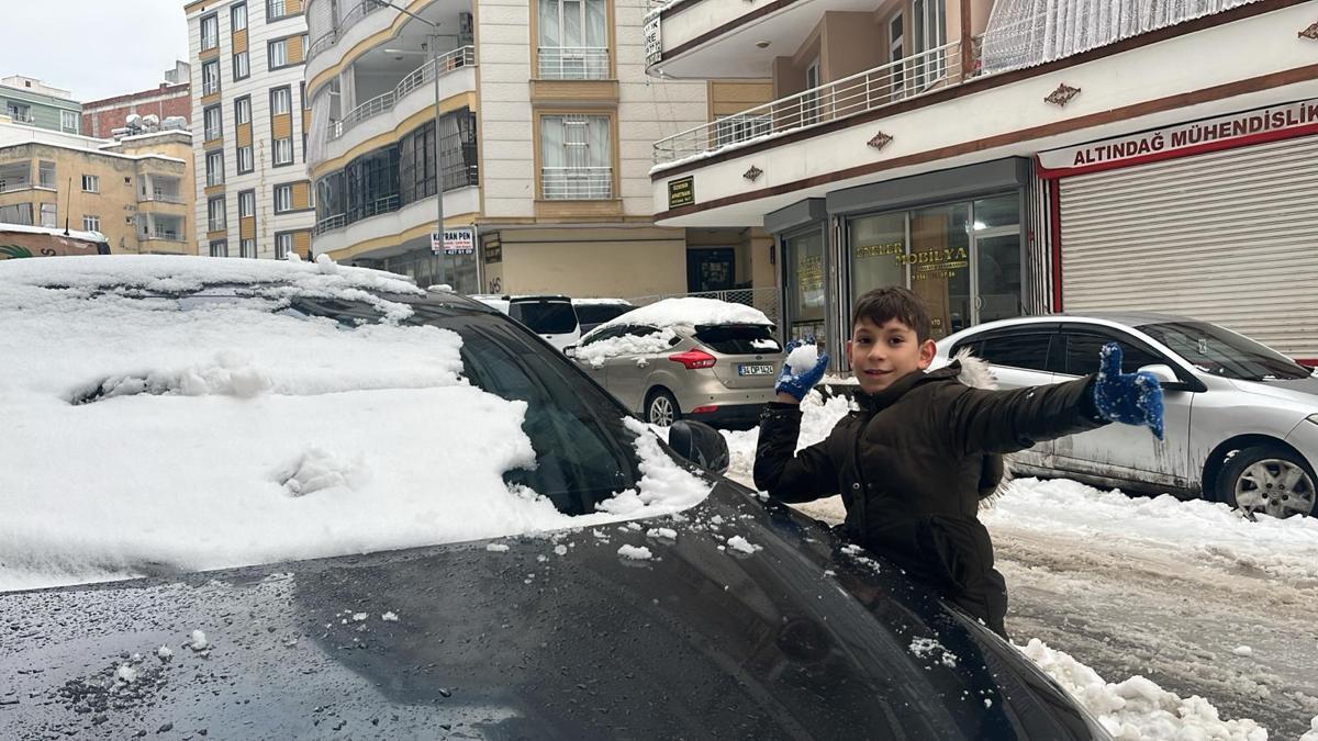 Batman'da okullar tatil mi? Yarın okul var mı? 2 Ocak 2026 Cuma Batman'da okullar tatil edildi mi? Açıklama geldi