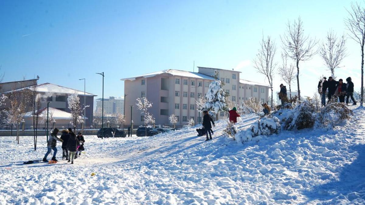 Muş’ta okullar tatil mi? Yarın okul var mı? 2 Ocak 2026 Cuma Muş’ta okullar tatil edildi mi? Açıklama geldi