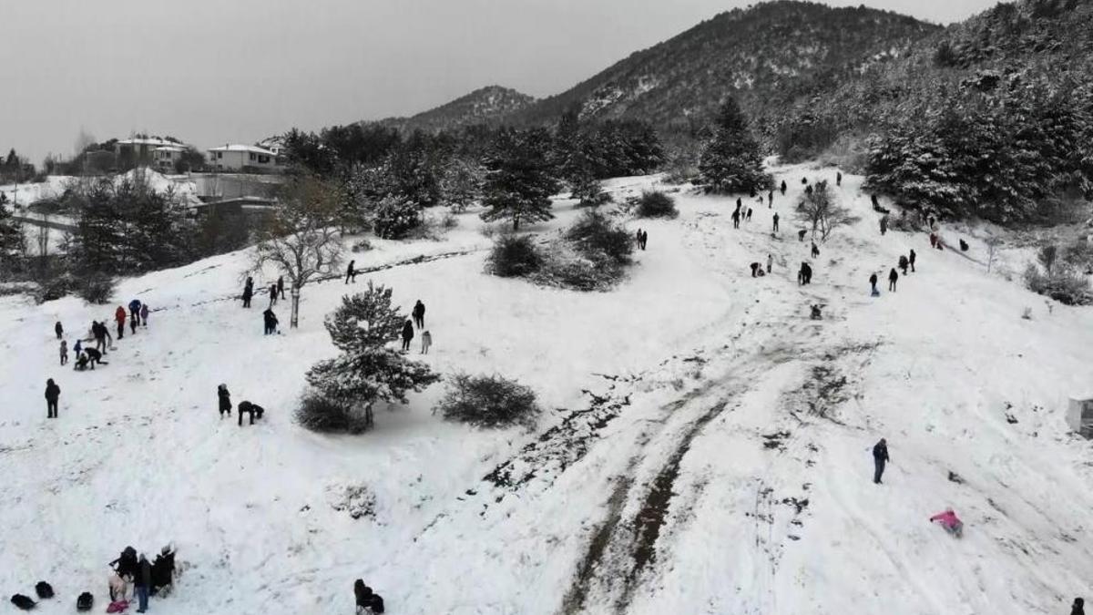 Trabzon'da okullar tatil mi? Yarın okul var mı? 2 Ocak 2026 Cuma Trabzon'da okullar tatil edildi mi? Açıklama geldi