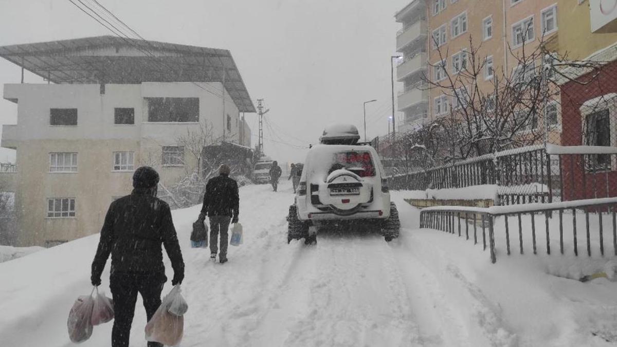 Van'da okullar tatil mi? Yarın okul var mı? 2 Ocak 2026 Cuma Van'da okullar tatil edildi mi? Açıklama geldi