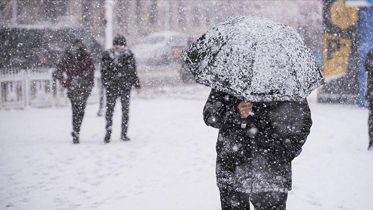 Eskişehir eksi 13 derece ile buz kesti! Eskişehir'de 2 Ocak okullar tatil mi? İşte tatil edilen ilçeler