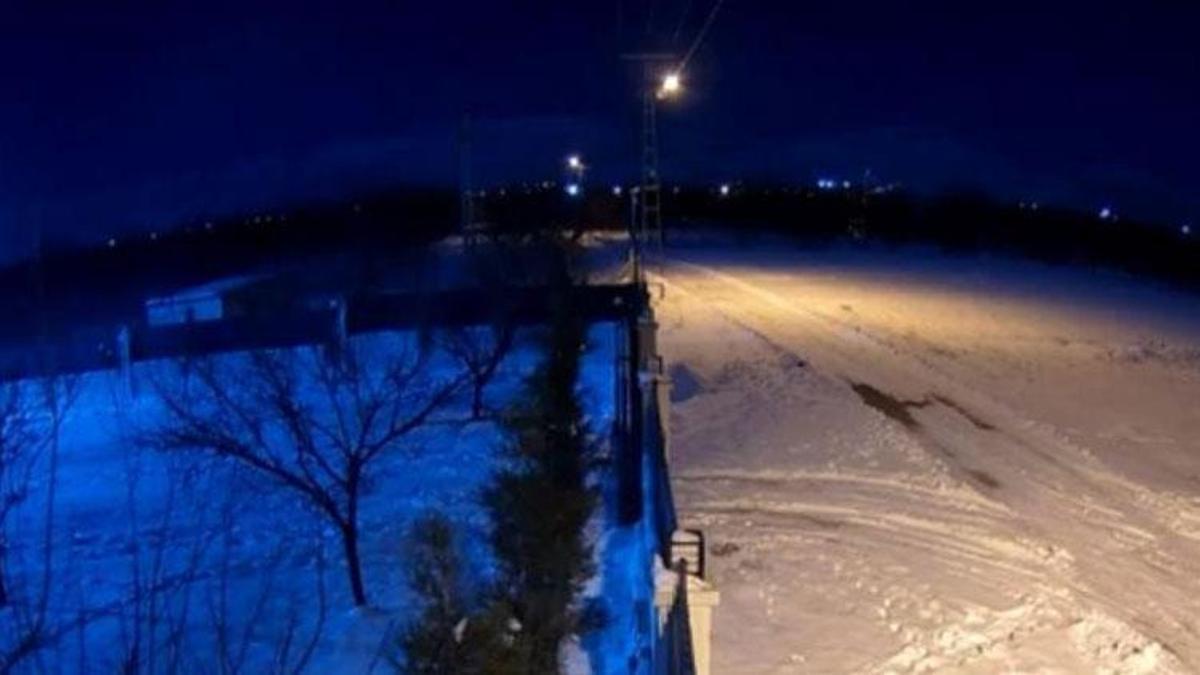 Malatya'da gökyüzündeki parlak ışık geceyi gündüze çevirdi