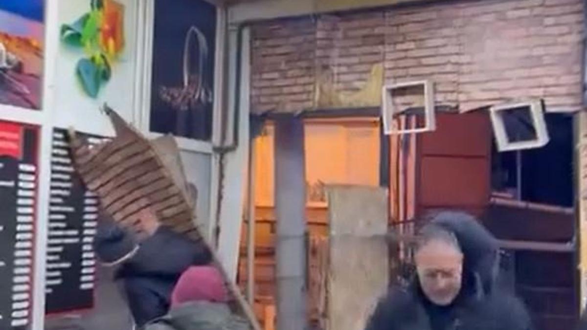 Bursa’da dün başlayan lodos, bugün de etkisini sürdürüyor