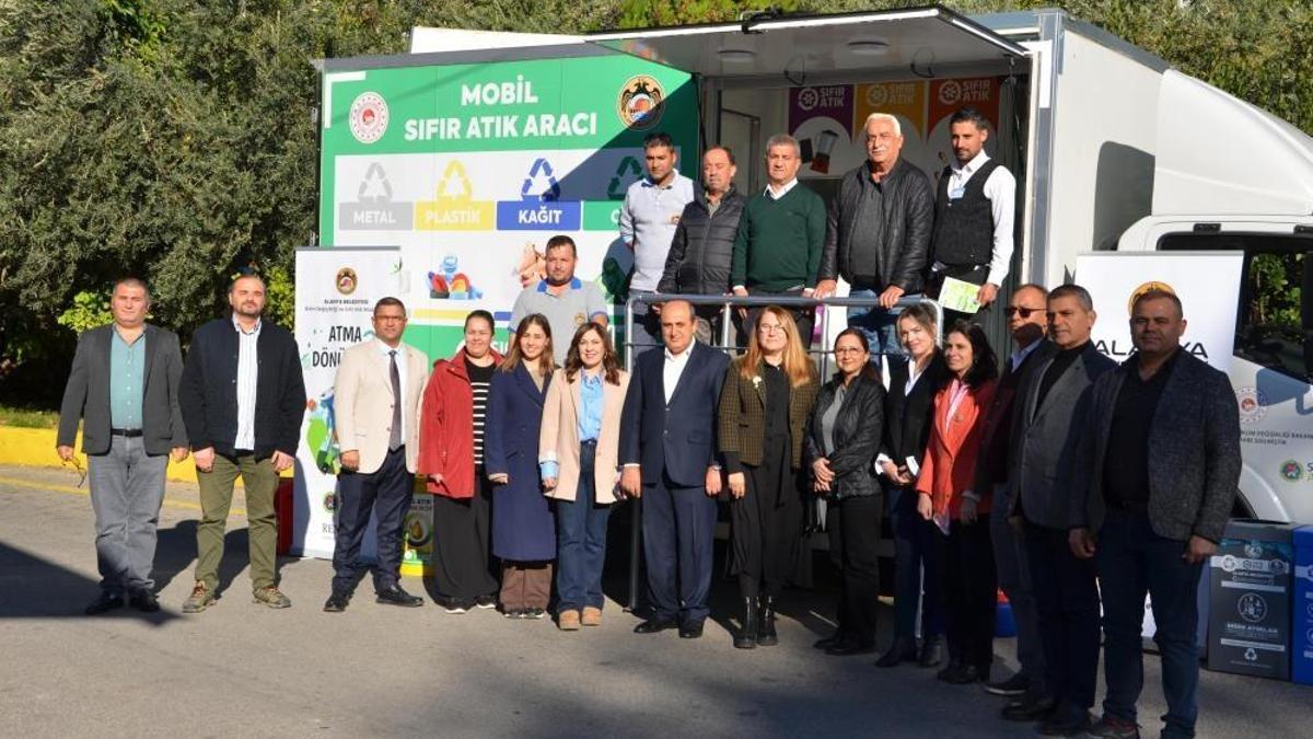 Antalya'da çevre dostu girişim: Üreticilere anlatıldı