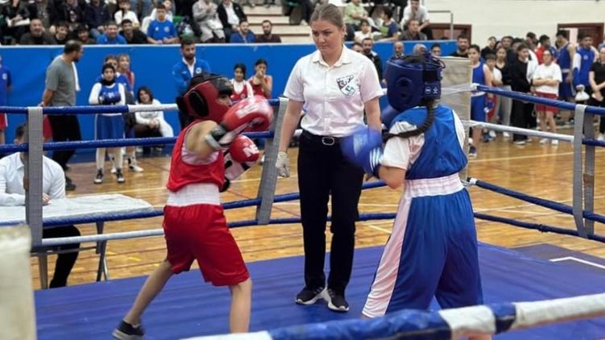 Bursa Osmangazi’de yapıldı! 14 ilden 350 sporcu katıldı