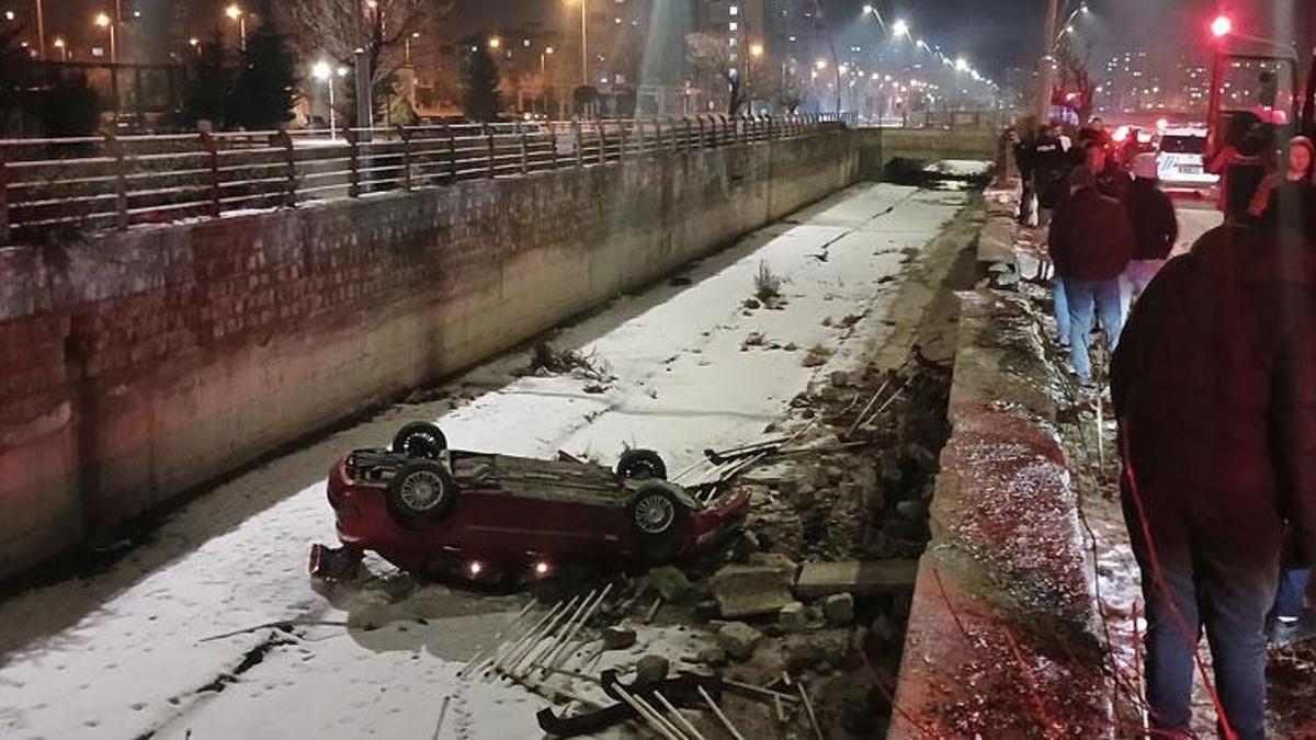 Bariyerleri kıran otomobil boş sulama kanalına düştü: 1 yaralı