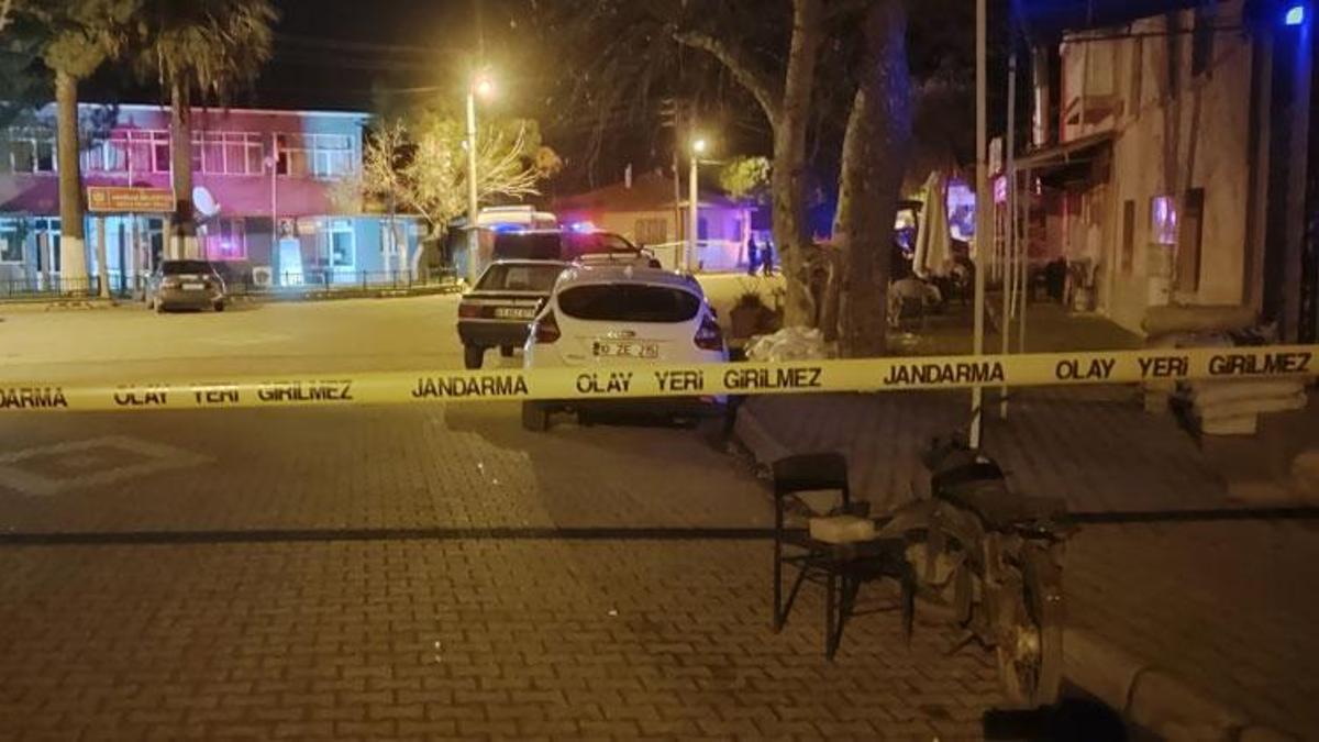 Akhisar’da alkol masasındaki tartışma silahlı kavgaya dönüştü: 1 ölü, 2 yaralı
