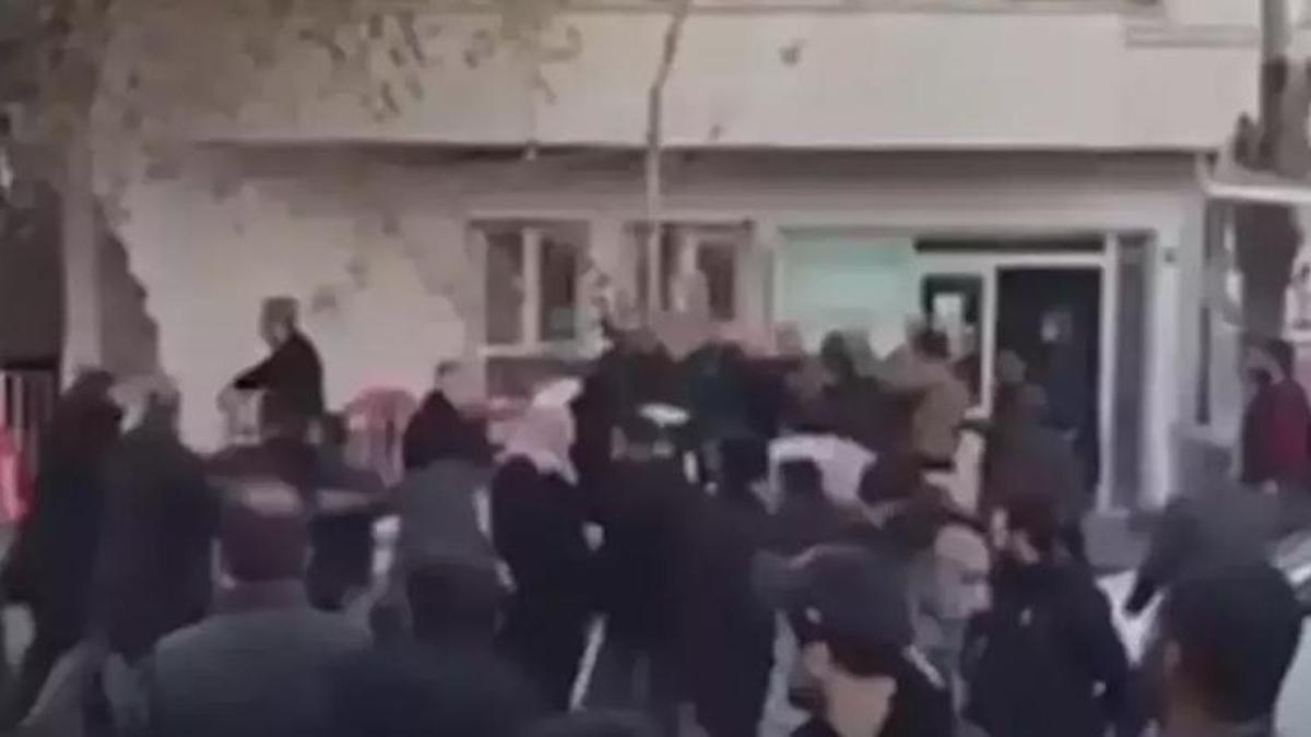 Şanlıurfa’da taşlı-sopalı kavga