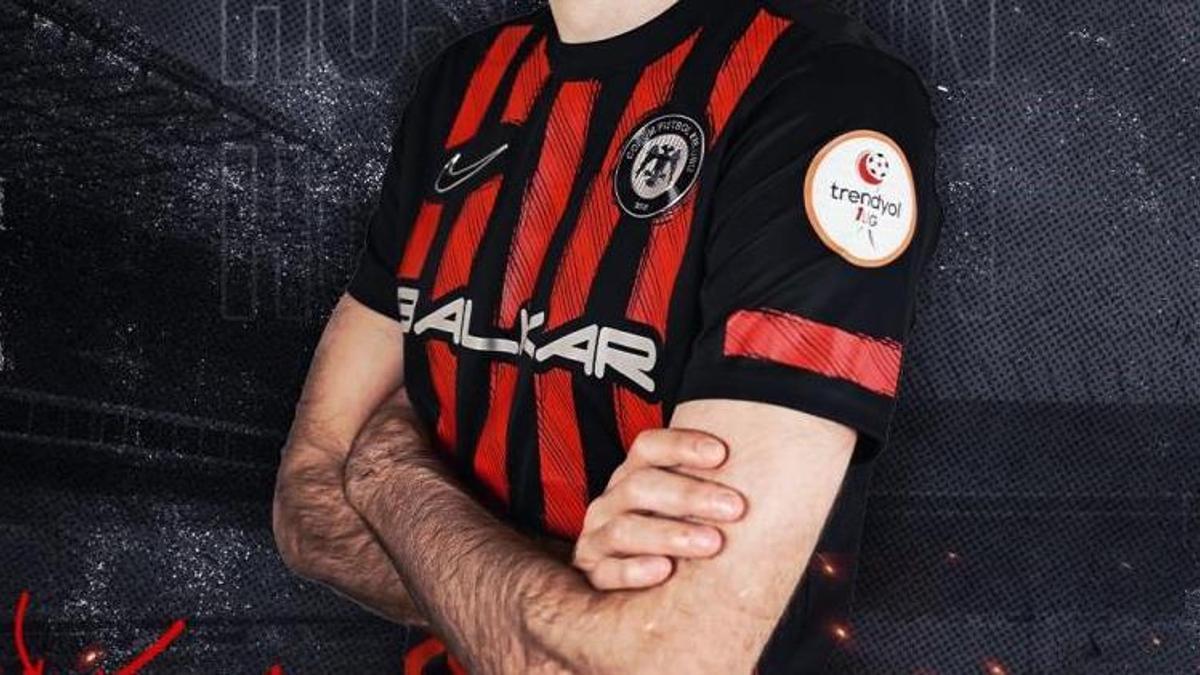 Çorum FK 3 transfer bombasını birden patlattı