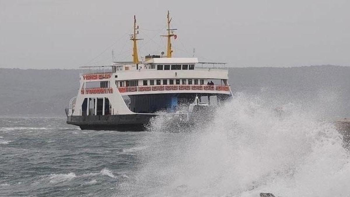 Planlı tüm feribot seferleri iptal edildi