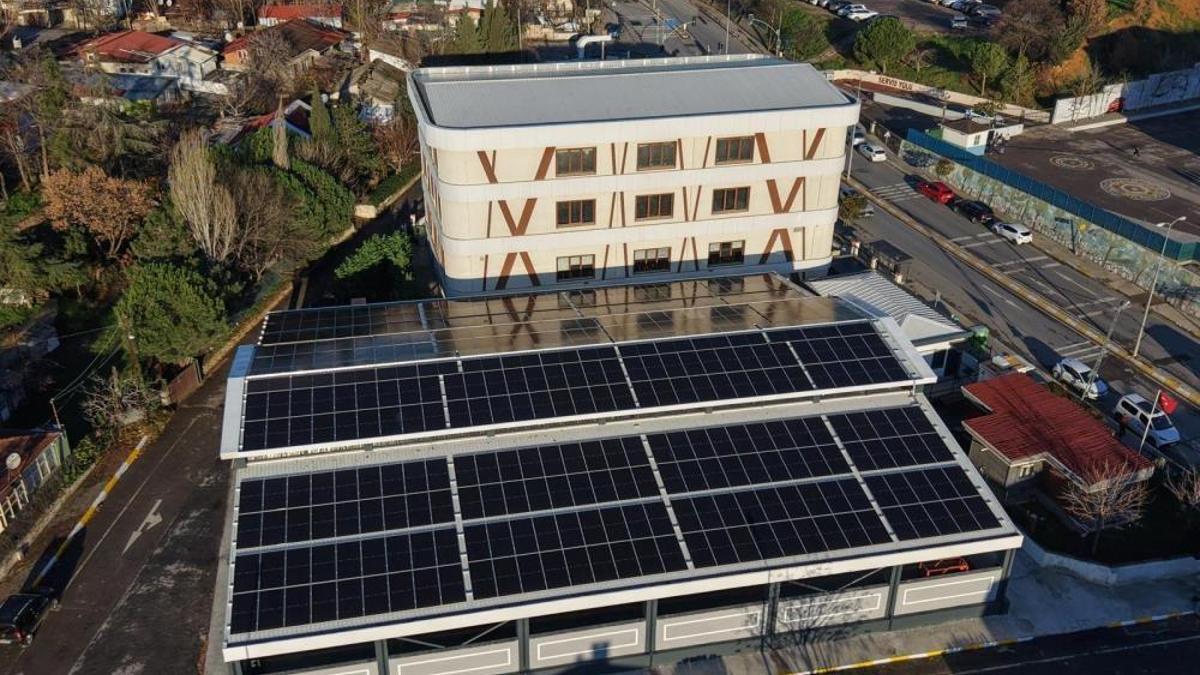 Semt pazarı değil sanki enerji santrali! İstanbul Pendik'te açıldı