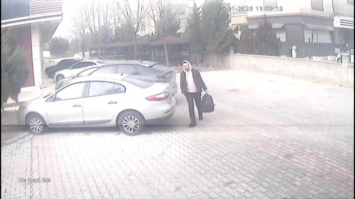 9 yıldır aranan FETÖ firarisi kardeşinin kimliğiyle saklandığı evde yakalandı