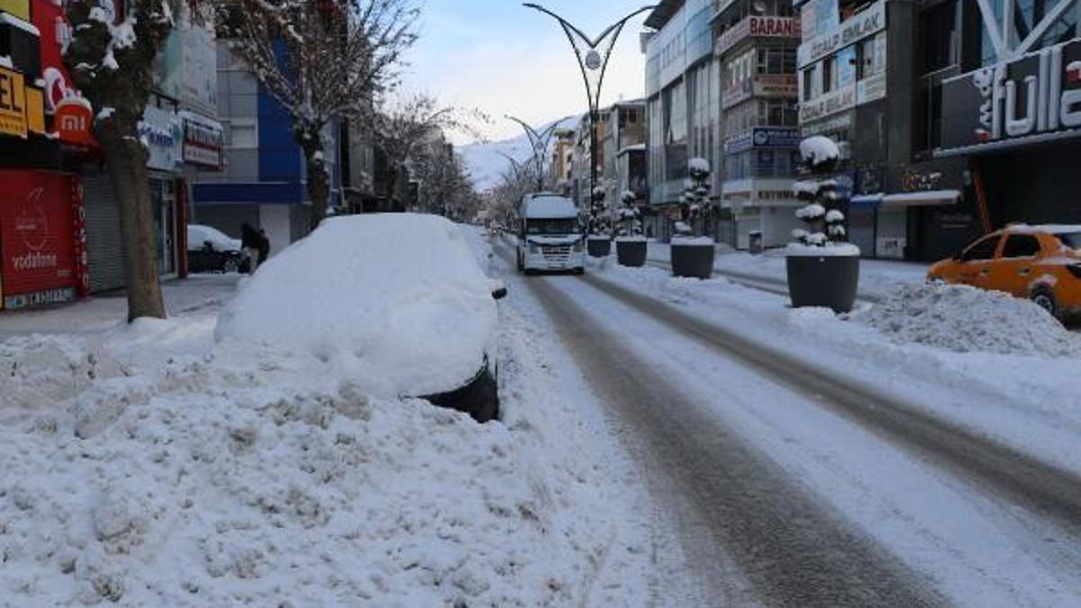 Elazığ'da okullar tatil mi? Yarın okul var mı? 13 Ocak 2026 Salı Elazığ'da okullar tatil edildi mi? Açıklama geldi