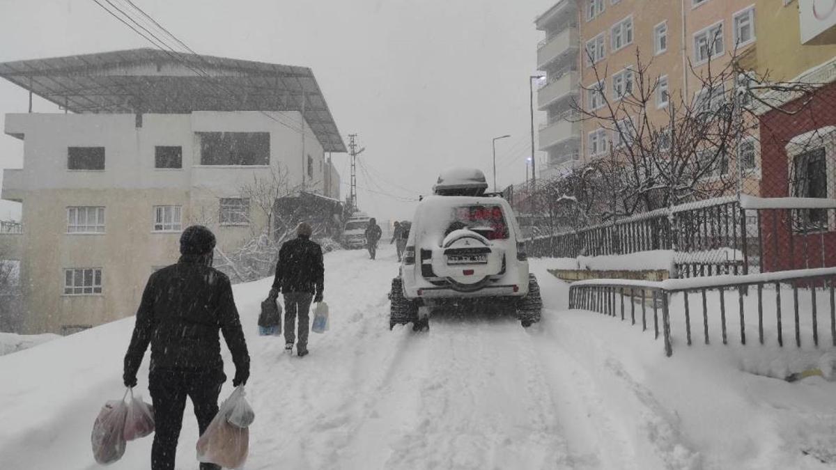 Afyon'da okullar tatil mi? Yarın okul var mı? 13 Ocak 2026 Salı Afyon'da okullar tatil edildi mi? Açıklama geldi