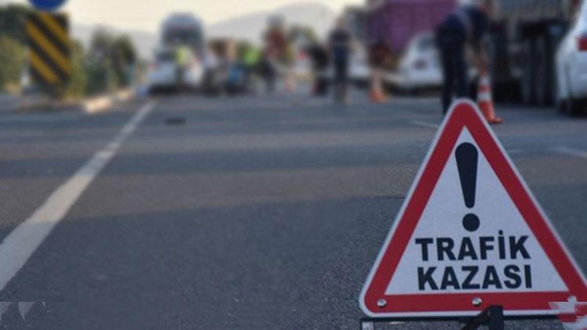 Malatya'da işçi servis midibüsü devrildi; 9 yaralı