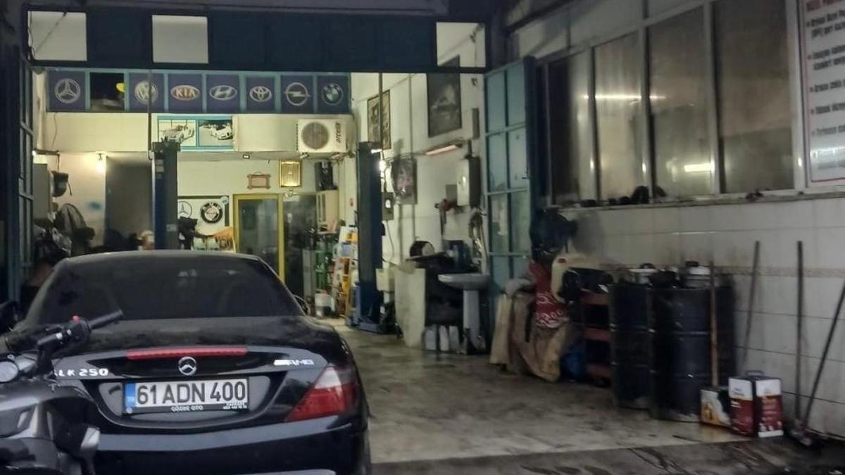 Mercedes hayatını kabusa çevirdi: Sanayiye götürdü bir tokat da orada yedi!