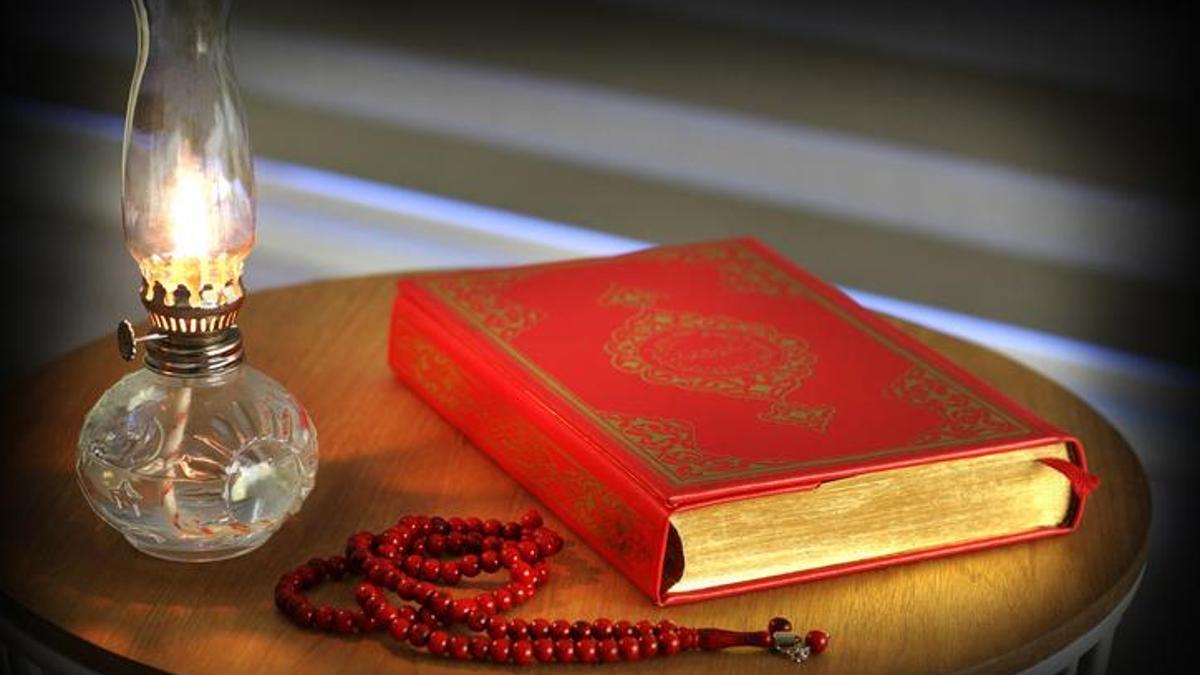 Miraç Kandili gecesi şükür namazı nasıl kılınır? Niyet, rekat sayısı ve okunuş sırası, 15 Ocak 2026 Miraç Kandili: Şükür namazı kılınışı, rekat sayısı ve niyeti