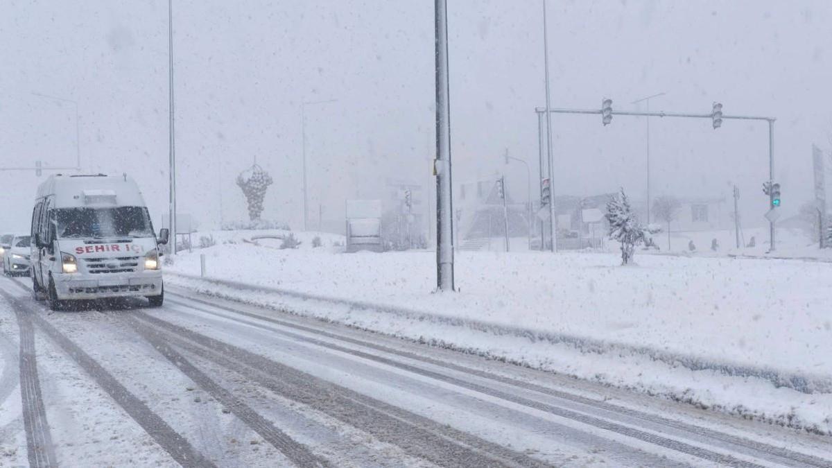 Adıyaman’ın 3 ilçesinde okullara kar tatili