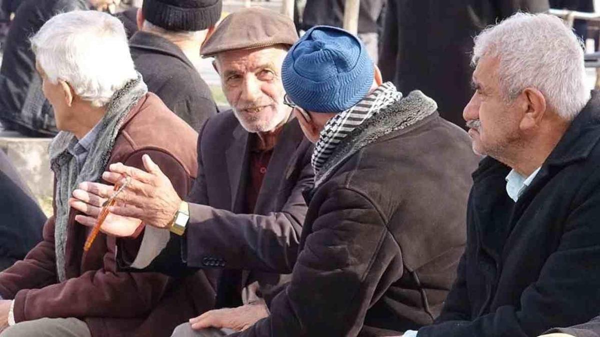 Emeklilere ücretsiz oldu: SGK, Bağkur, EYT ayrımı yok!