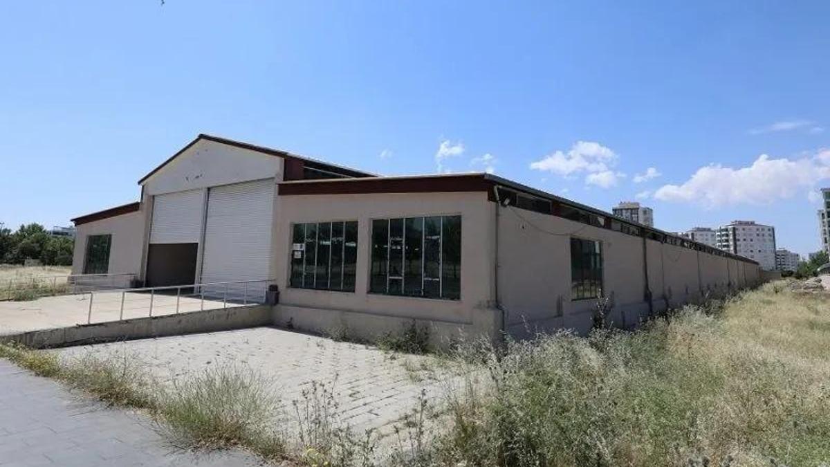 Diyarbakır'da ucuz ekmek satışı başlıyor: Büfeler geldi, konumları belli oldu