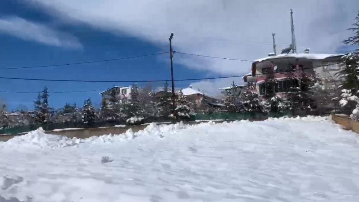 Meteoroloji Adana'yı değil ilçesini uyardı: Çok kuvvetli geliyor