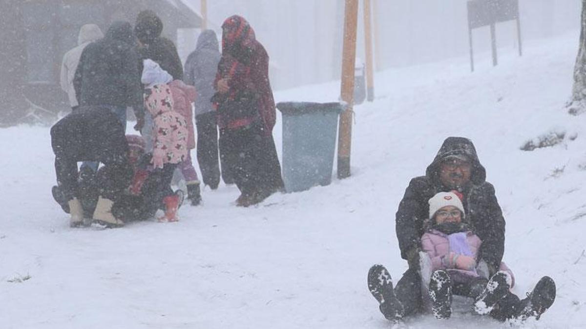 Okullara kar tatili: Şırnak’ta bazı eğitim kurumlarında 1 gün eğitime ara
