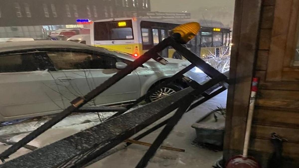 Başakşehir'de yürekleri ağza getiren kaza! Ortalık savaş alanına döndü