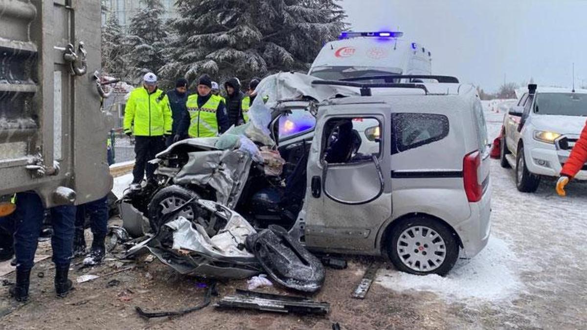 Elazığ-Malatya kara yolunda feci kaza: Çift hayatını kaybetti