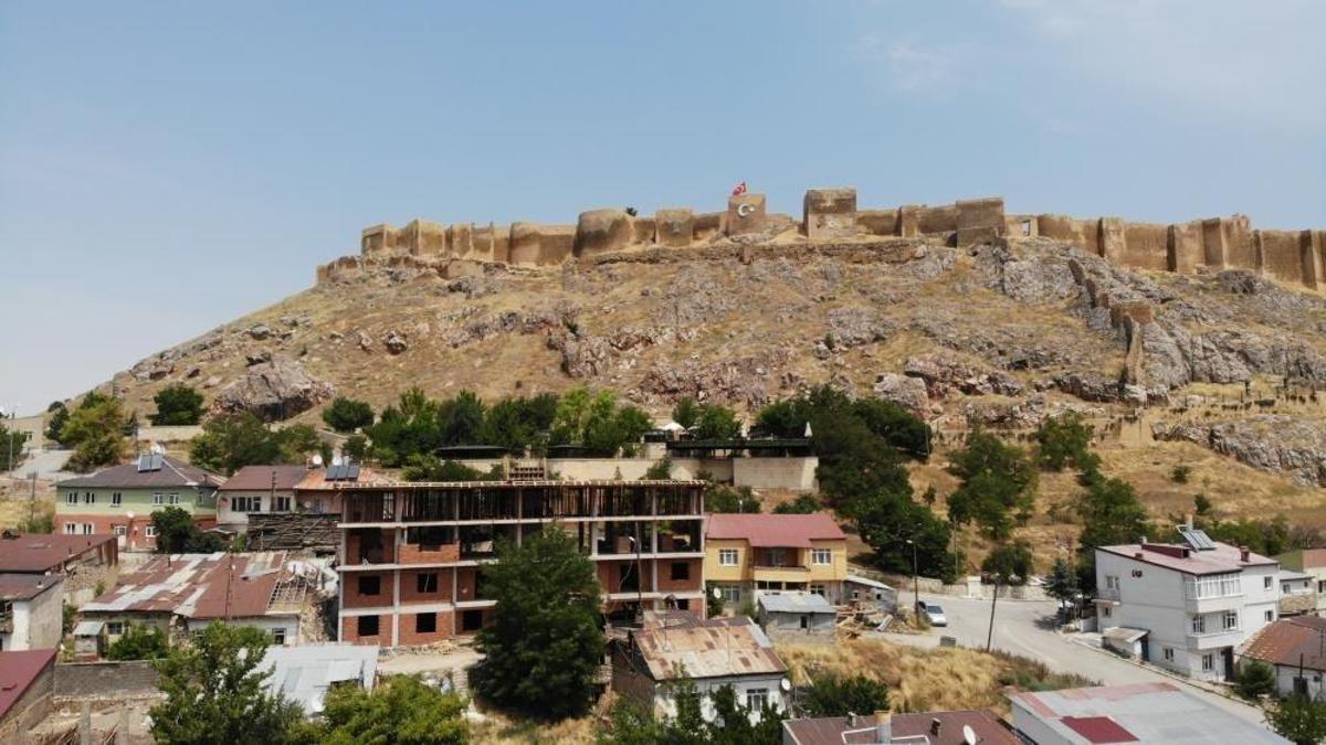Bayburt'ta kazı bitti, yer altı şehri çıktı! Ziyarete açılıyor